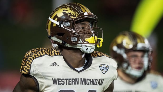 Western Michigan's Corey Davis talks New Year's Six Bowl Hype, PJ Fleck's dance moves and 'Row The Boat'